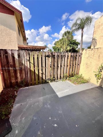 3281 E Golf Blvd 12, Pompano Beach, FL 33064