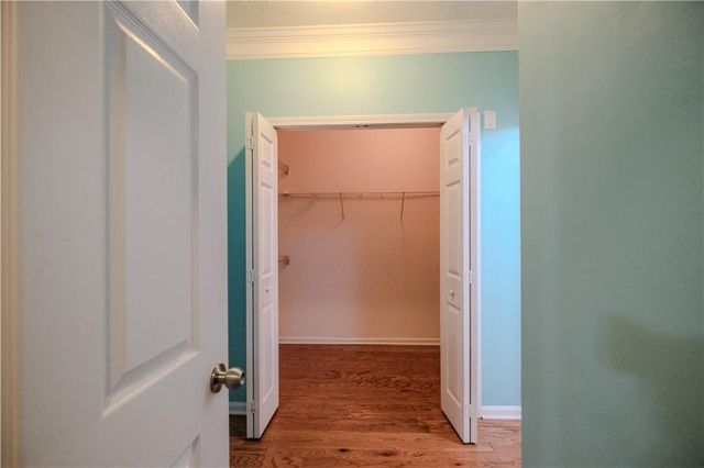 4007 Westchester Ridge NE, Brookhaven, GA 30329