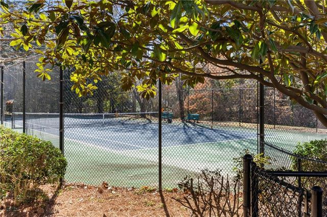 4007 Westchester Ridge NE, Brookhaven, GA 30329