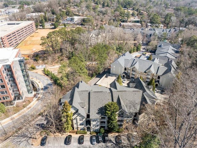 4007 Westchester Ridge NE, Brookhaven, GA 30329