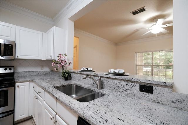 4007 Westchester Ridge NE, Brookhaven, GA 30329
