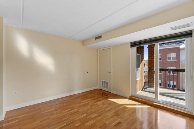 60 Rantoul Street 403, Beverly, MA 01915