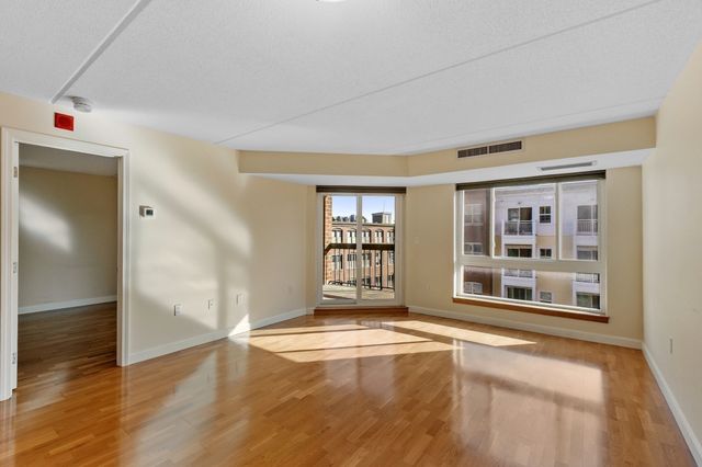 60 Rantoul Street 403, Beverly, MA 01915