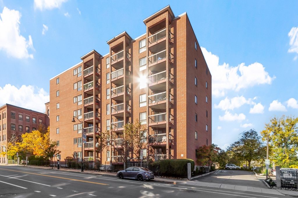 60 Rantoul Street 403, Beverly, MA 01915
