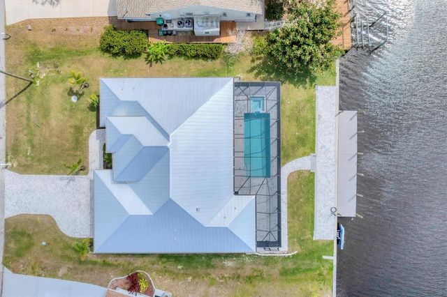 18610 AYRSHIRE CIRCLE, Port Charlotte, FL 33948