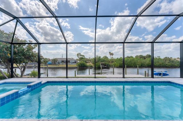 18610 AYRSHIRE CIRCLE, Port Charlotte, FL 33948