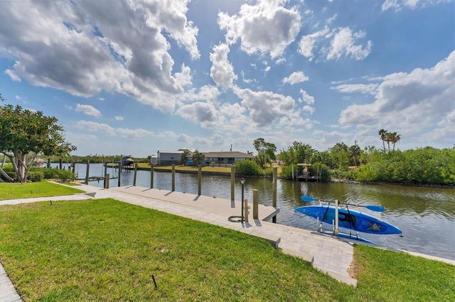 18610 AYRSHIRE CIRCLE, Port Charlotte, FL 33948