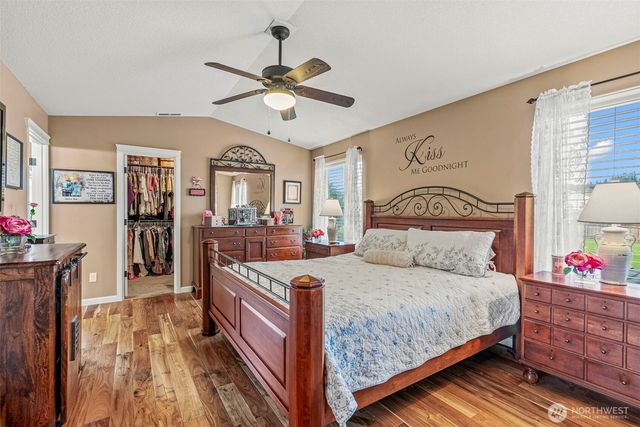 1506 NW 339th Street, La Center, WA 98629