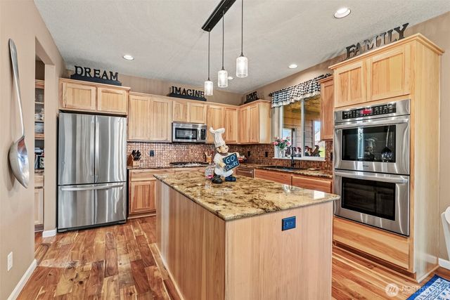 1506 NW 339th Street, La Center, WA 98629