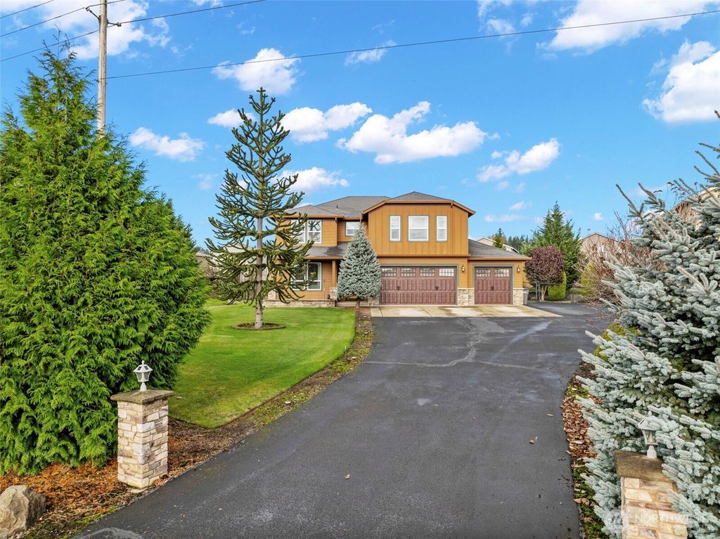 1506 NW 339th Street, La Center, WA 98629