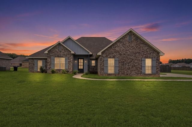 68 Berwick, Petal, MS 39465