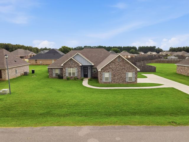 68 Berwick, Petal, MS 39465