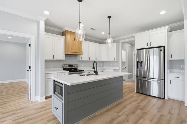 68 Berwick, Petal, MS 39465