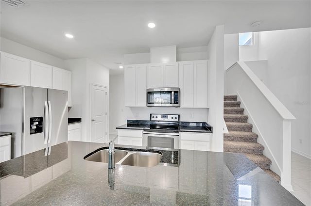 11532 WOODLEAF DRIVE, Lakewood Ranch, FL 34211