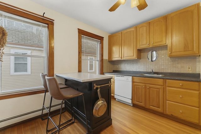 30 Clarendon Ave, Somerville, MA 02144