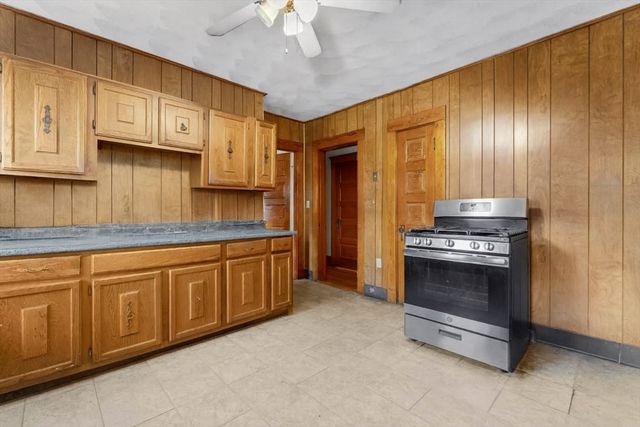 30 Clarendon Ave, Somerville, MA 02144