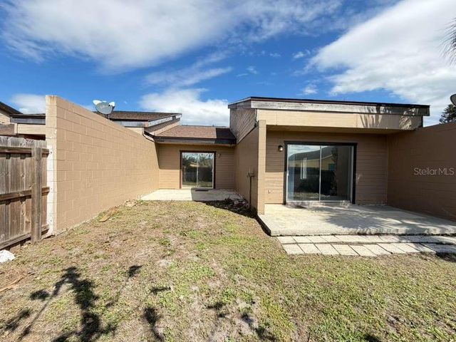 118 DAHLIA VILLAGE CIRCLE 79, Orlando, FL 32807