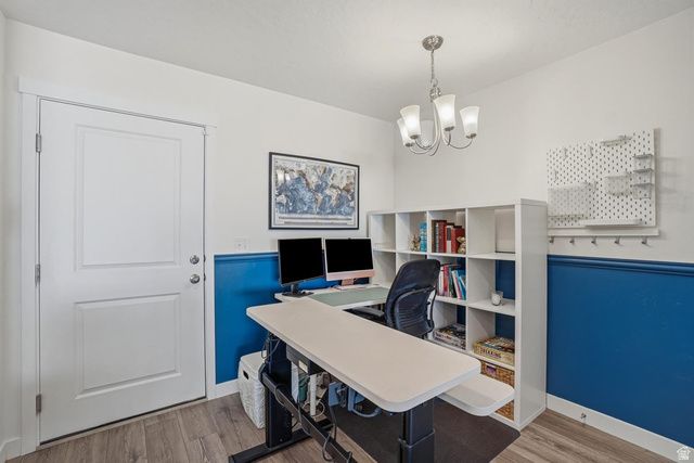 2806 N FIGHTING FALCON ST, Layton, UT 84040