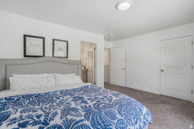 2806 N FIGHTING FALCON ST, Layton, UT 84040