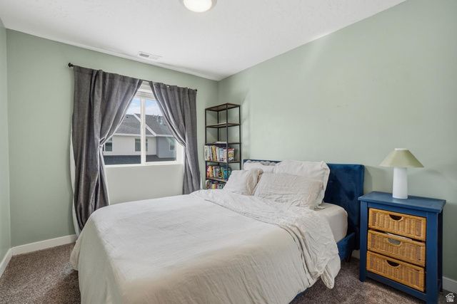 2806 N FIGHTING FALCON ST, Layton, UT 84040