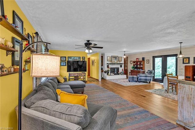 2351 US Highway 221, Jefferson, NC 28640