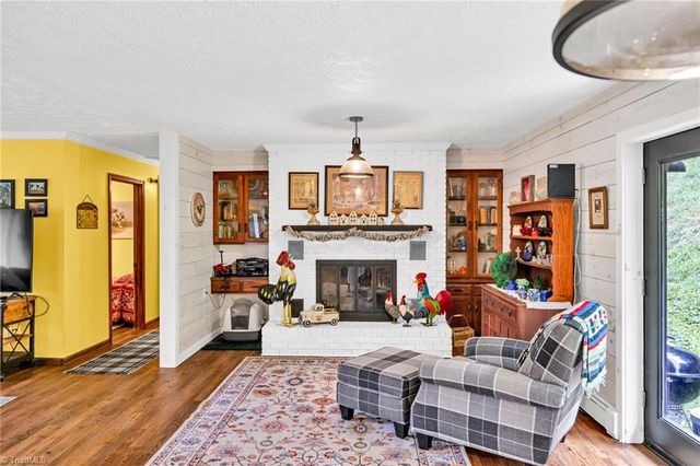 2351 US Highway 221, Jefferson, NC 28640