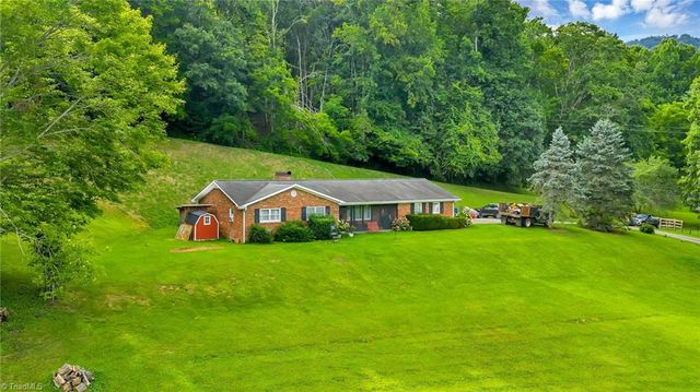 2351 US Highway 221, Jefferson, NC 28640