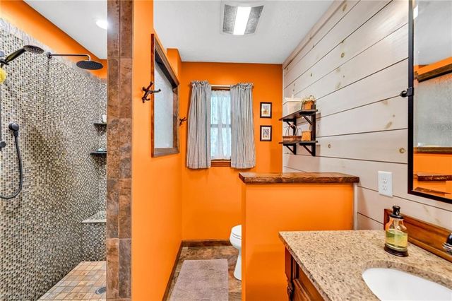 2351 US Highway 221, Jefferson, NC 28640