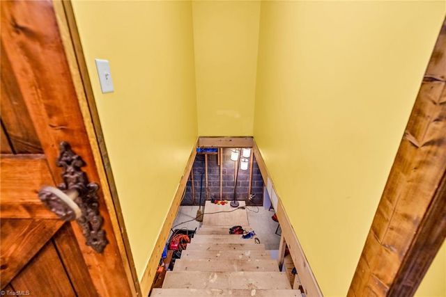 2351 US Highway 221, Jefferson, NC 28640