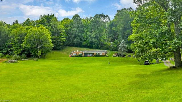 2351 US Highway 221, Jefferson, NC 28640