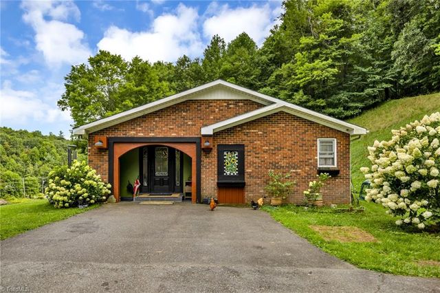 2351 US Highway 221, Jefferson, NC 28640