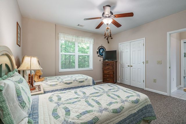 883 Village Road, Murphy, NC 28906