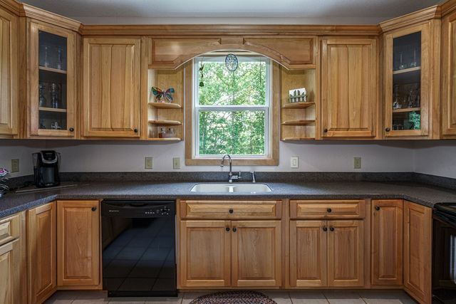883 Village Road, Murphy, NC 28906