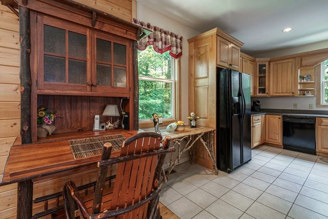 883 Village Road, Murphy, NC 28906