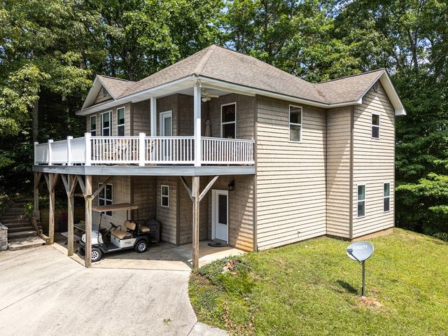 883 Village Road, Murphy, NC 28906