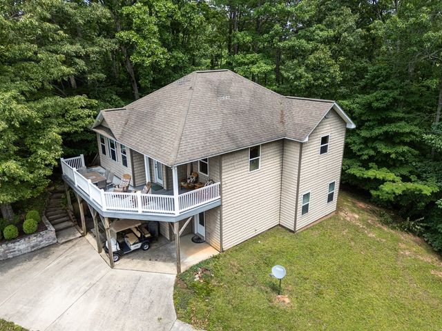 883 Village Road, Murphy, NC 28906