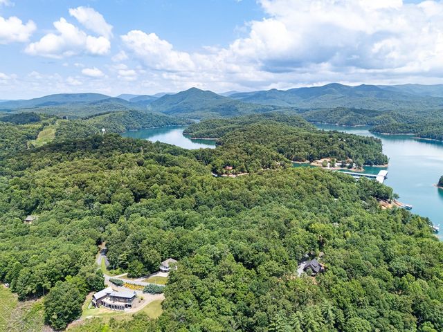 883 Village Road, Murphy, NC 28906