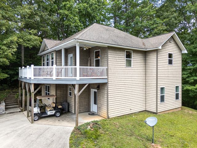 883 Village Road, Murphy, NC 28906