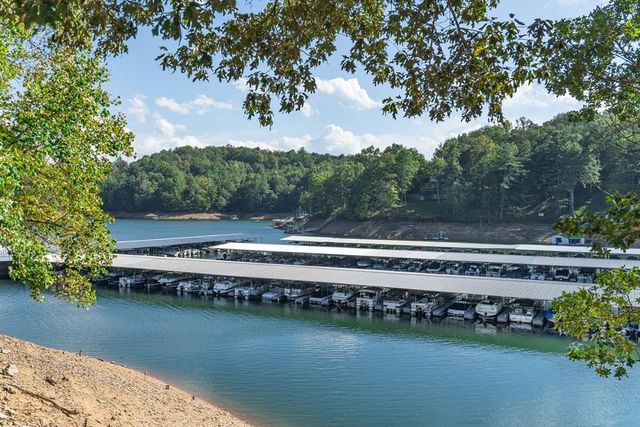 883 Village Road, Murphy, NC 28906