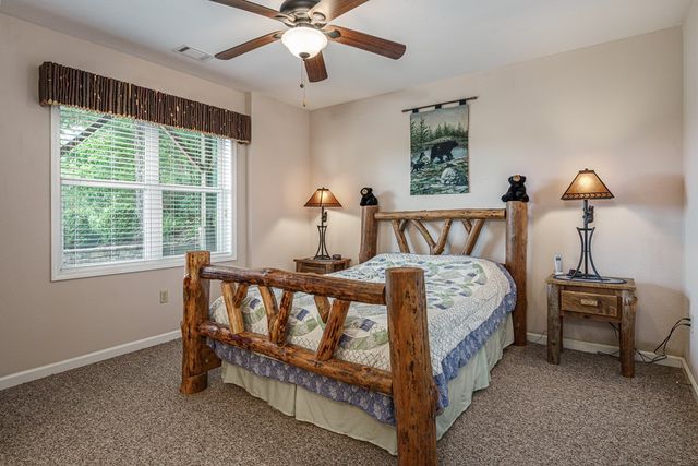 883 Village Road, Murphy, NC 28906