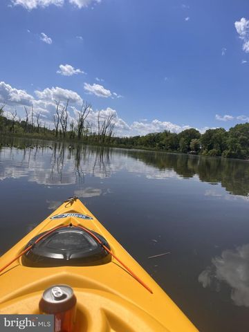 8352 ORANGE CT, Alexandria, VA 22309