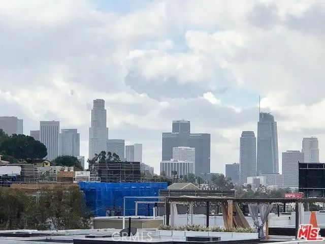 2207 Selig, Los Angeles, CA 90026