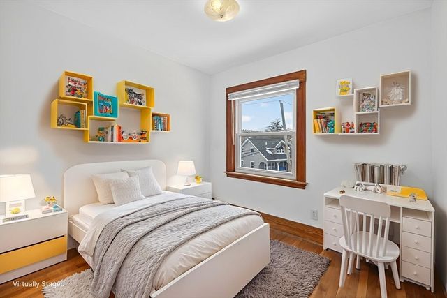 27 S Crescent Circuit, Boston, MA 02135