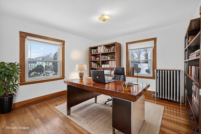 27 S Crescent Circuit, Boston, MA 02135