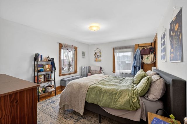 27 S Crescent Circuit, Boston, MA 02135