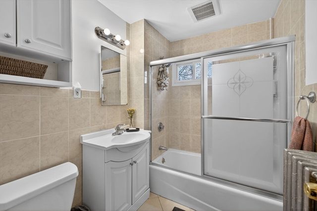 27 S Crescent Circuit, Boston, MA 02135