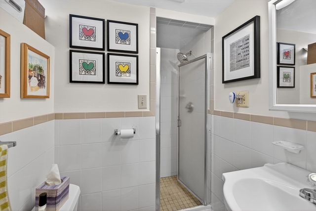 27 S Crescent Circuit, Boston, MA 02135