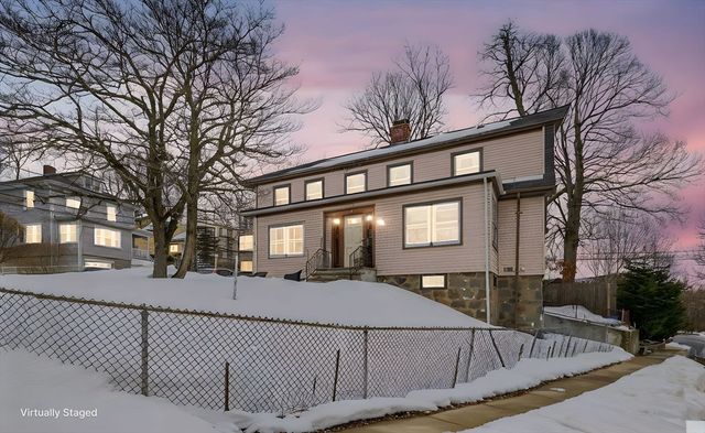 27 S Crescent Circuit, Boston, MA 02135