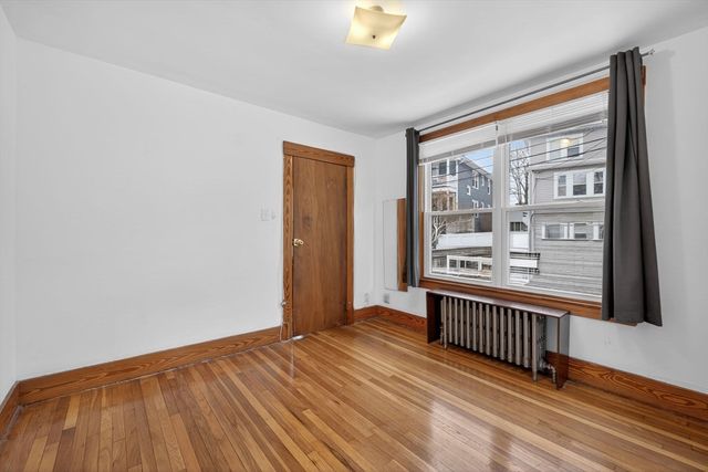 27 S Crescent Circuit, Boston, MA 02135