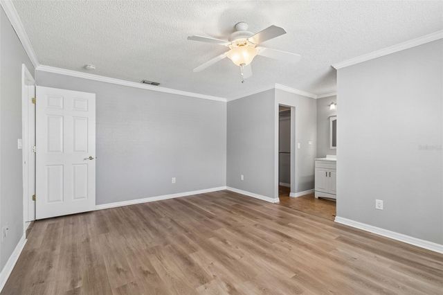 1733 SUTTON PLACE, Dunedin, FL 34698